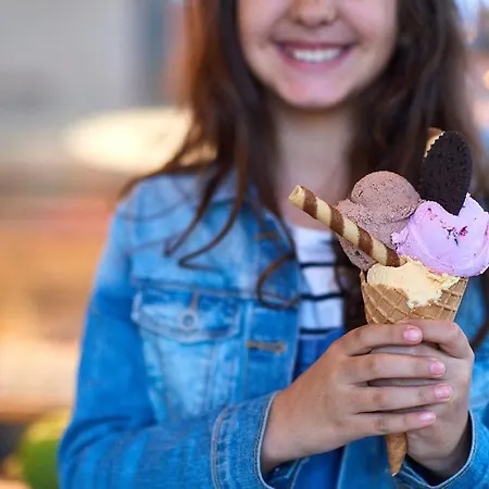 Sunshine - N Pool Resort, La Mare, 3 * Năvodari