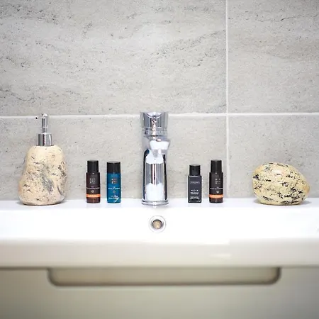 Sunshine - N Pool Resort, La Mare, 3 شقة *