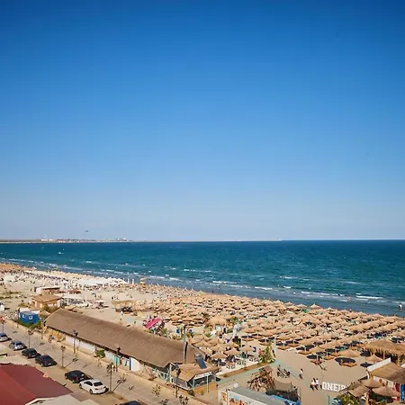 Apartmán Sunshine - N Pool Resort, La Mare, 3 *