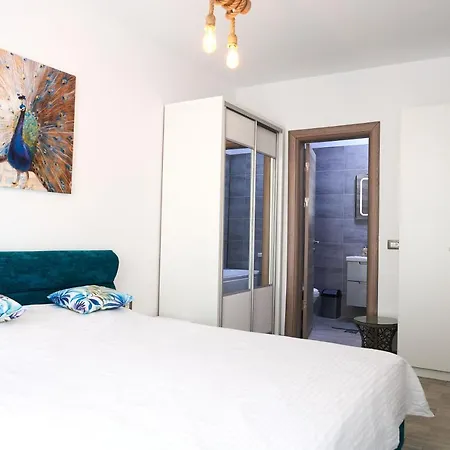 Sunshine - N Pool Resort, La Mare, 3 Daire *