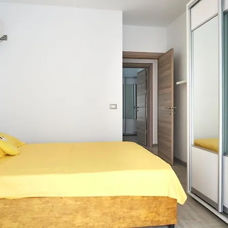 Sunshine - N Pool Resort, La Mare, 3 Apartmán