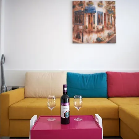 Sunshine - N Pool Resort, La Mare, 3 Apartmán *