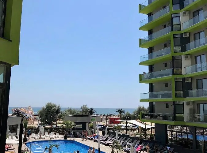 Апартаменты Sunshine - N Pool Resort, La Mare, 3 *