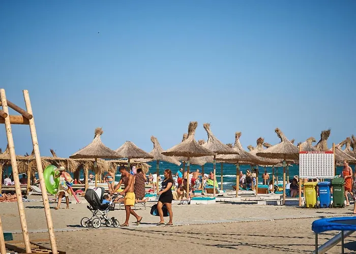 Sunshine - N Pool Resort, La Mare, 3 Апартаменты *