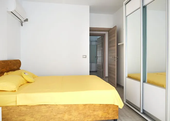 Sunshine - N Pool Resort, La Mare, 3 Апартаменты