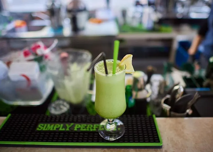 Апартаменты Sunshine - N Pool Resort, La Mare, 3 Нэводари